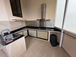 Phillips Avenue (D19), Semi-Detached #573036171